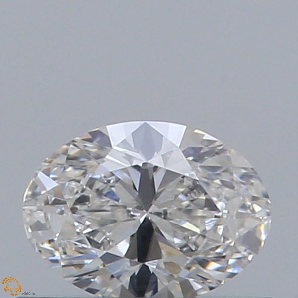 Diamant de forme ovale de 0,4 carat